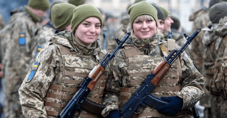 mobilizatsiia-zhinok-v-ukraini-2024-zhinok-mozhut-pryzvaty-na-sluzhbu-tilky-za-vlasnym-bazhanniam