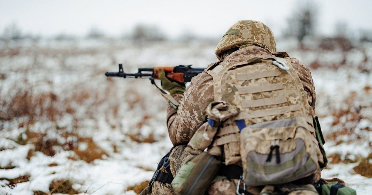 ВІДМІННІСТЬ МІЖ НЕПОКОРОЮ ТА НЕВИКОНАННЯМ НАКАЗУ НАЧАЛЬНИКА?