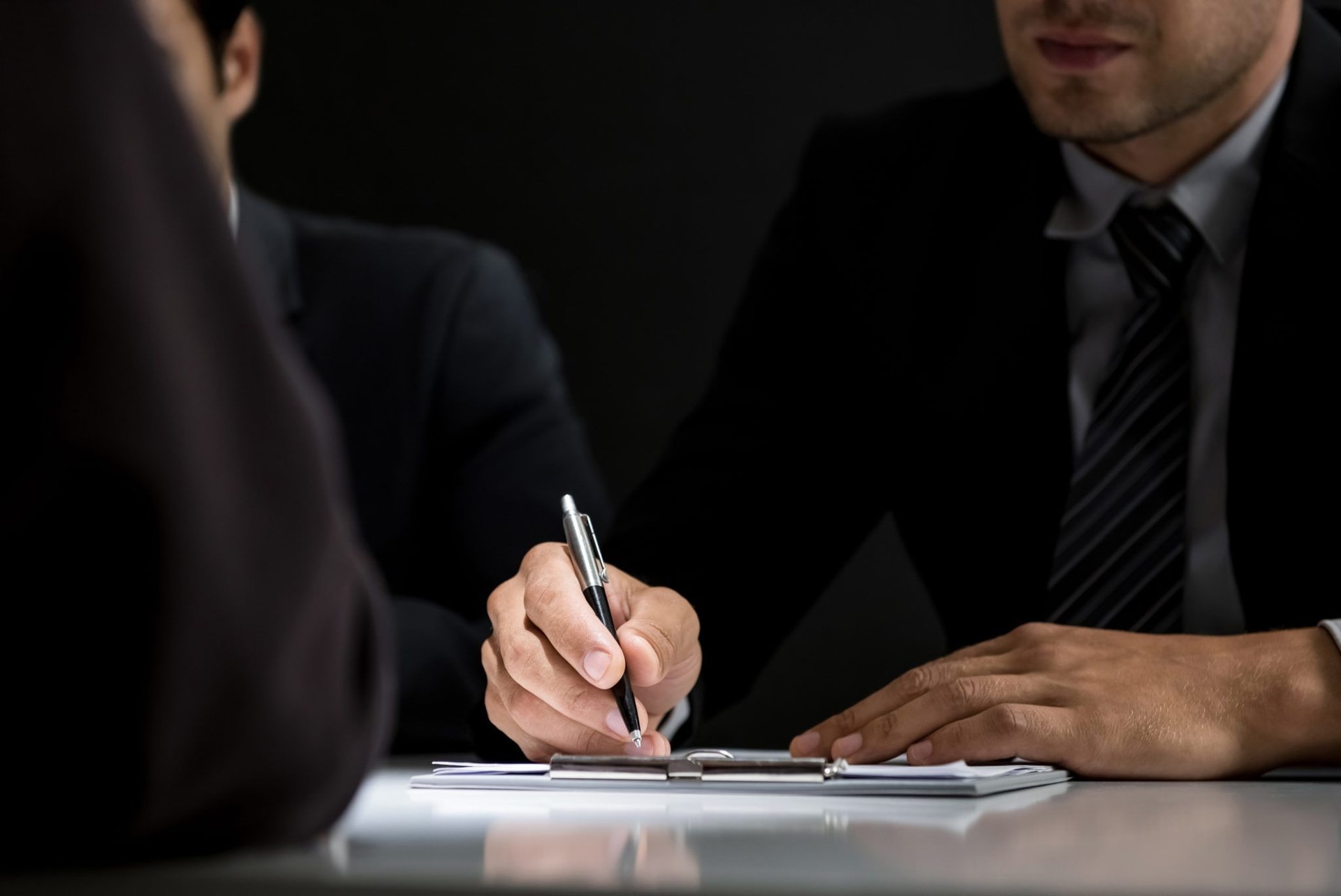 Як себе вести під час допиту у якості свідка?